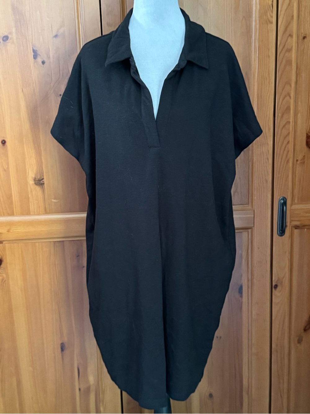 Banana Republic Black Cotton Knit Shirt/Pop Over/Polo Dress Size L 24"x35" NWOT!